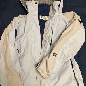 Woman’s Columbia Sportswear Winter Jacket